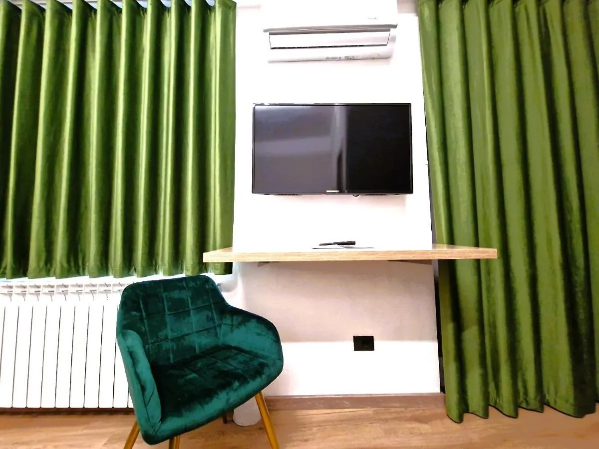 B&B One Aeroporto di Catania Fontana Rossa Bed & Breakfast