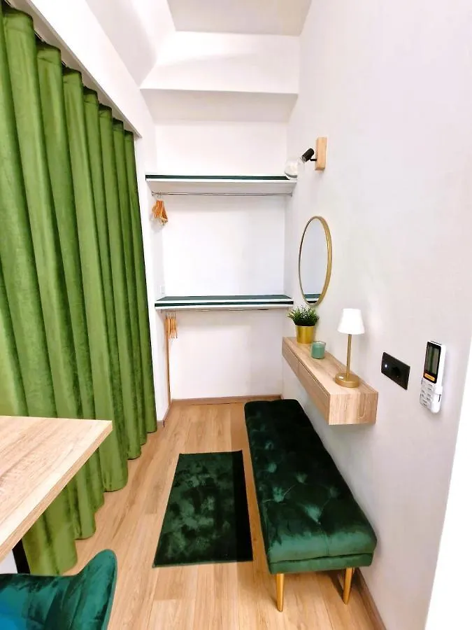 B&B One Aeroporto di Catania Fontana Rossa Bed & Breakfast
